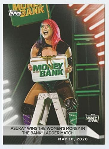 Търговската картичка Topps WWE Women ' s Division №15 2021 Asuka Борба